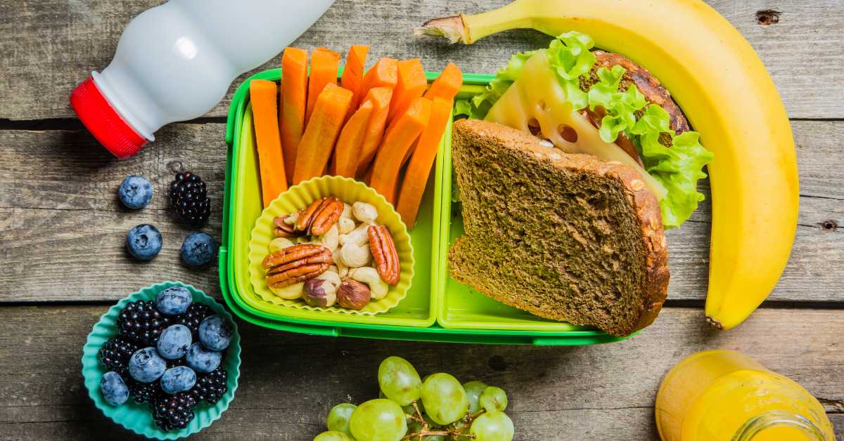 How To Pack A Nutritious School Lunch