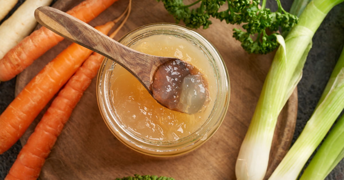 The Benefits Of Bone Broth (And How To Make It Yourself)