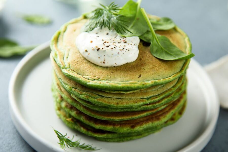 Green spinach pancakes that picky eaters will love!